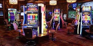 22fun Platform မြန်မာ ကစားသမားများ Live Casino နှင့် Sports Betting ကစားနေသောမြင်ကွင်း
